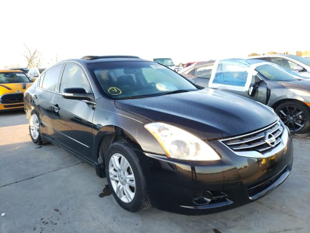 Nissan Altima bas (2012)