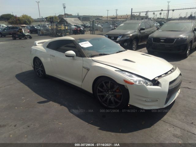 Nissan Gt-r (2015)