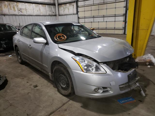 Nissan Altima bas (2012)