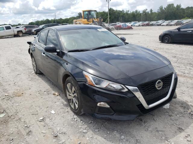 Nissan Altima s (2020)
