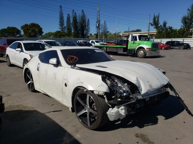 Nissan 370z base (2016)