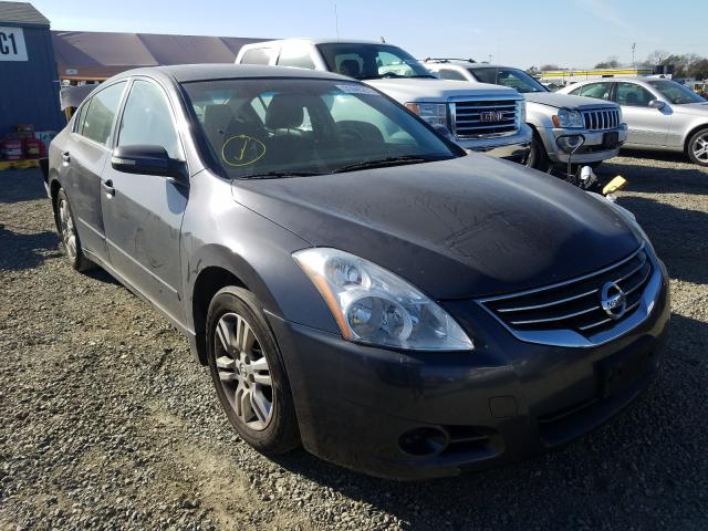 Nissan Altima bas (2012)