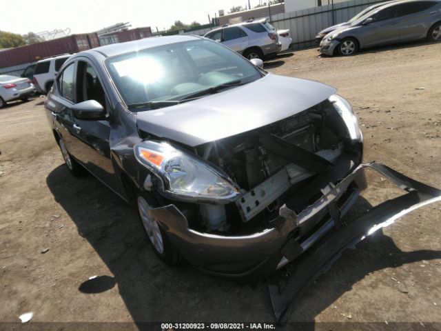 Nissan Versa sedan (2018)