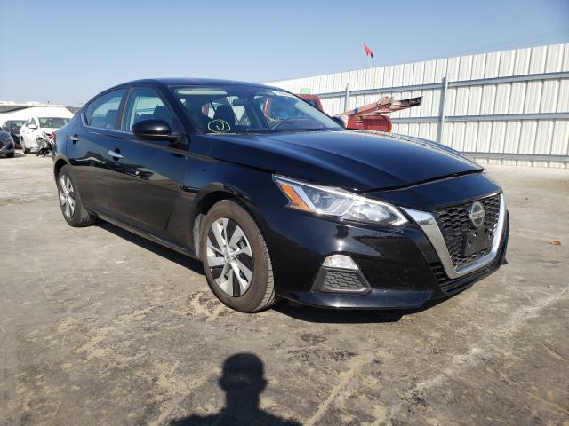 Nissan Altima s (2020)