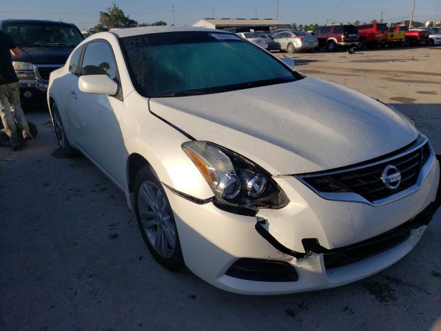 Nissan Altima s (2013)