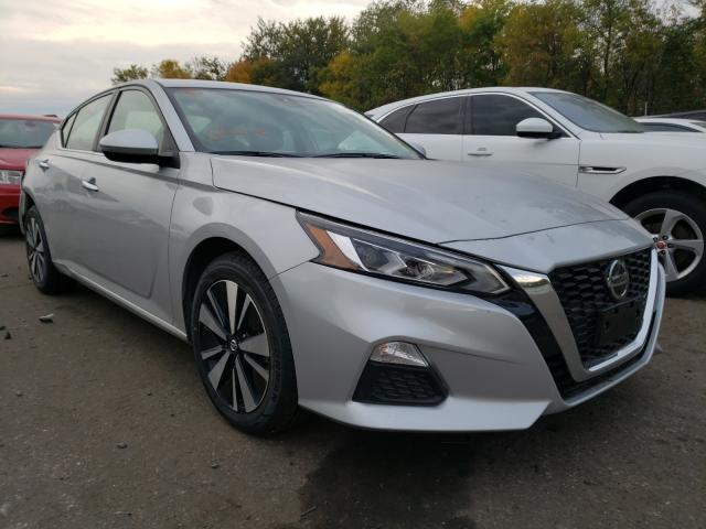 Nissan Altima sv (2021)