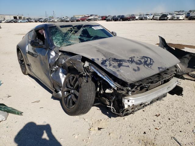 Nissan 370z base (2015)