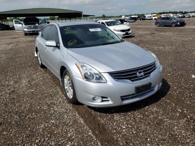 Nissan Altima s (2012)