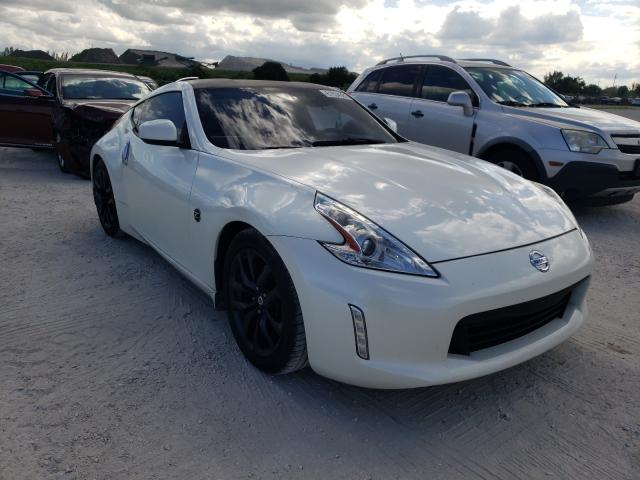 Nissan 370z base (2015)