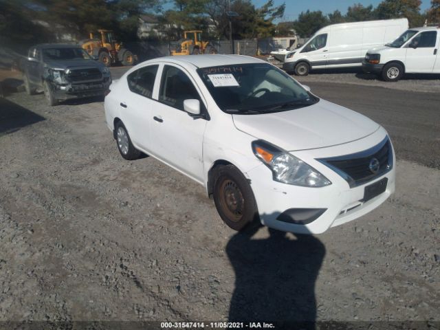 Nissan Versa sedan (2017)