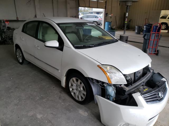 Nissan Sentra 2-0 (2012)