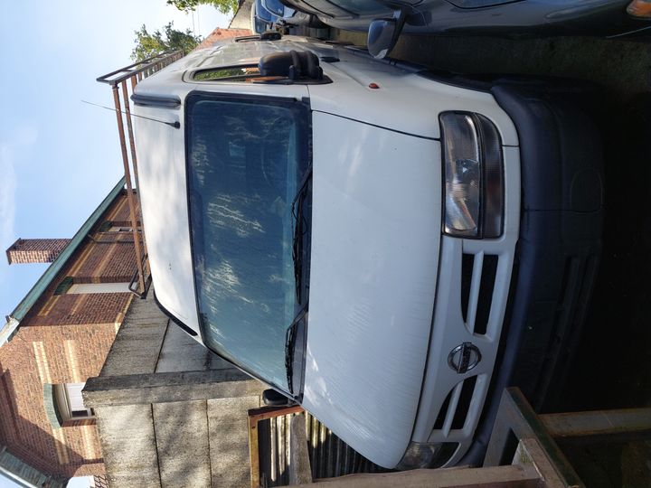 Nissan Interstar (2003)