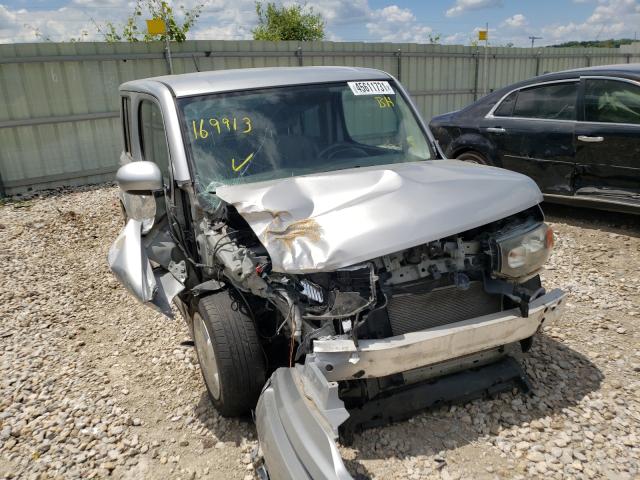 Nissan Cube base (2010)