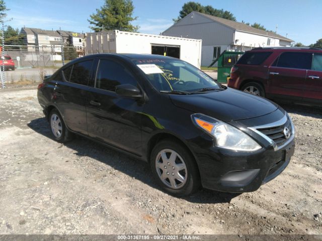 Nissan Versa sedan (2018)
