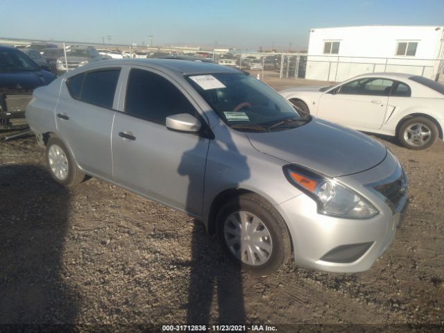 Nissan Versa sedan (2018)