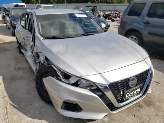 Nissan Altima s (2019)
