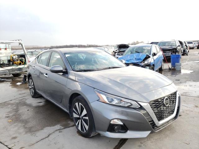 Nissan Altima sv (2020)