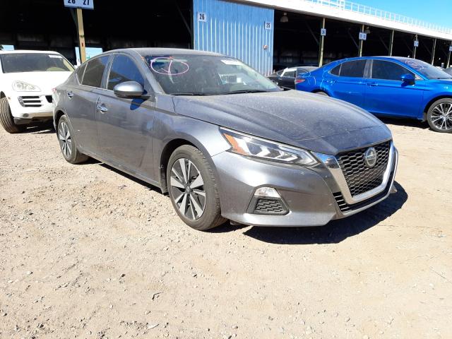 Nissan Altima sv (2021)