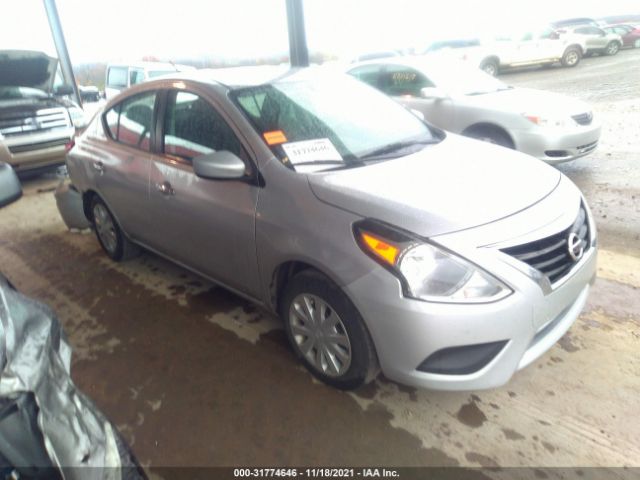 Nissan Versa sedan (2018)