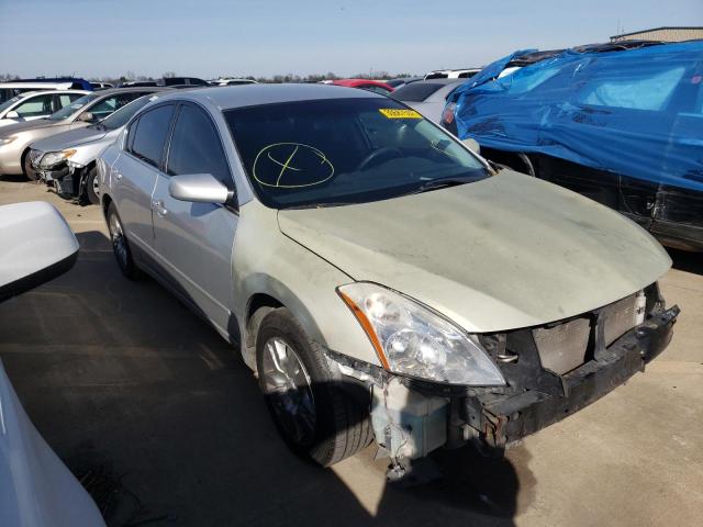 Nissan Altima bas (2012)