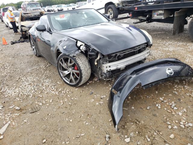 Nissan 370z base (2013)