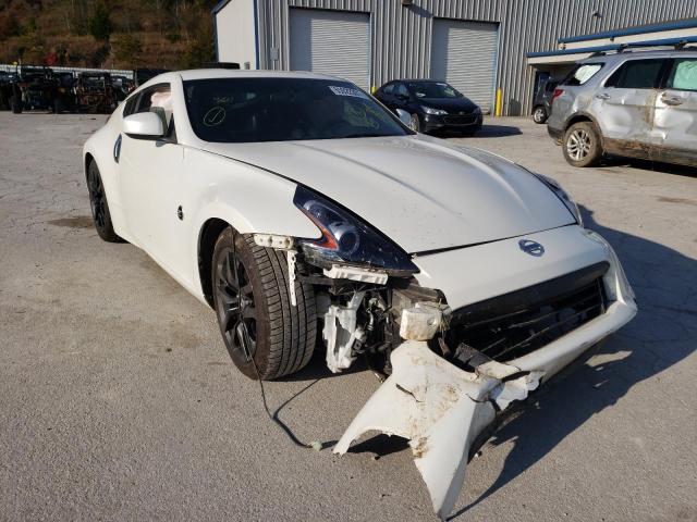 Nissan 370z base (2019)