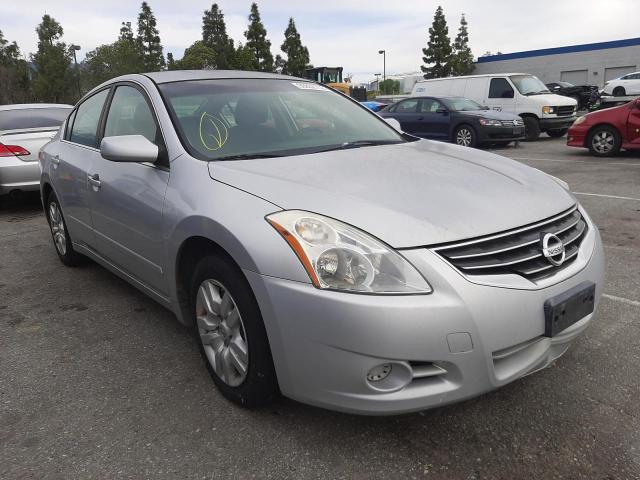 Nissan Altima bas (2010)