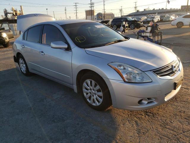 Nissan Altima bas (2011)