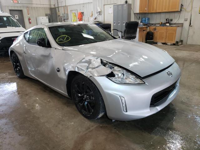 Nissan 370z base (2016)