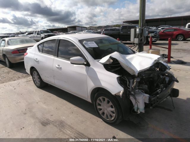 Nissan Versa sedan (2018)