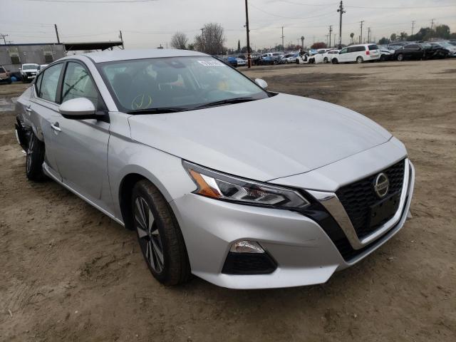 Nissan Altima sv (2021)