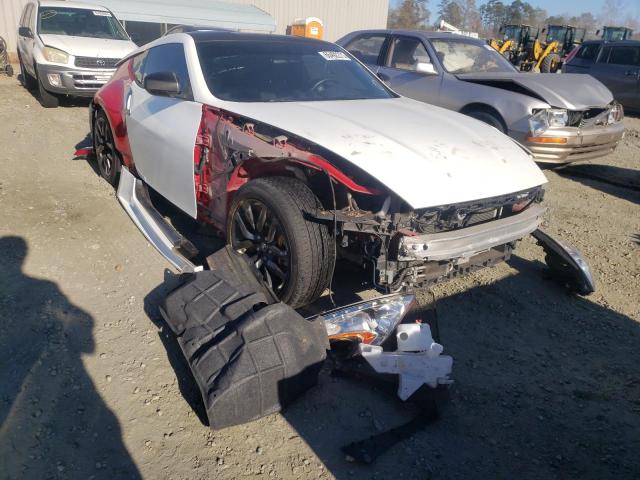 Nissan 370z base (2017)