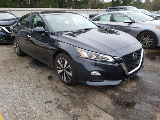 Nissan Altima sv (2021)