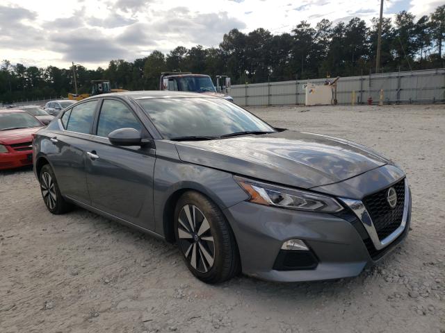 Nissan Altima sv (2021)