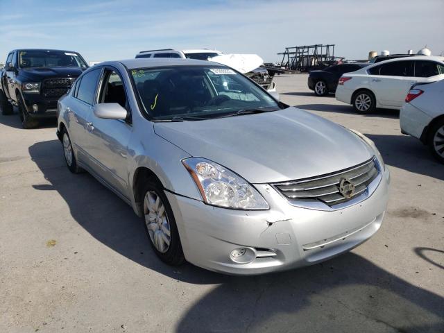 Nissan Altima bas (2012)