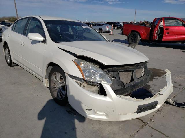 Nissan Altima bas (2012)