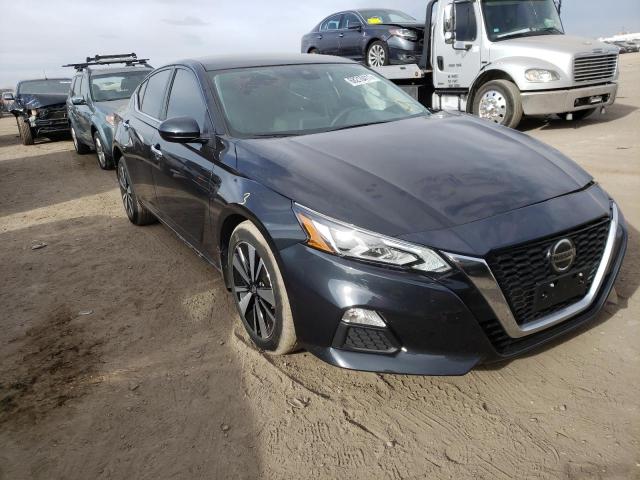 Nissan Altima sv (2021)