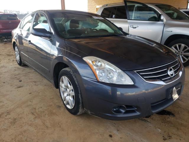 Nissan Altima bas (2010)
