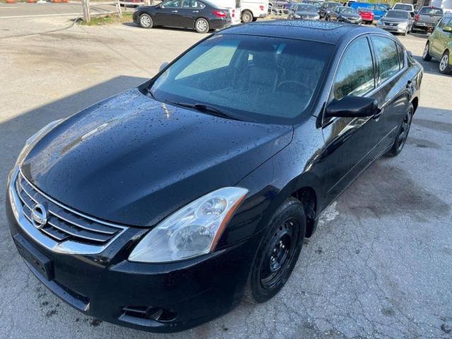 Nissan Altima bas (2011)