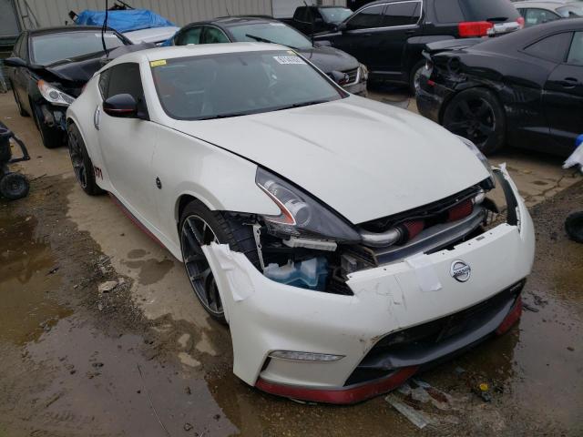 Nissan 370z base (2017)