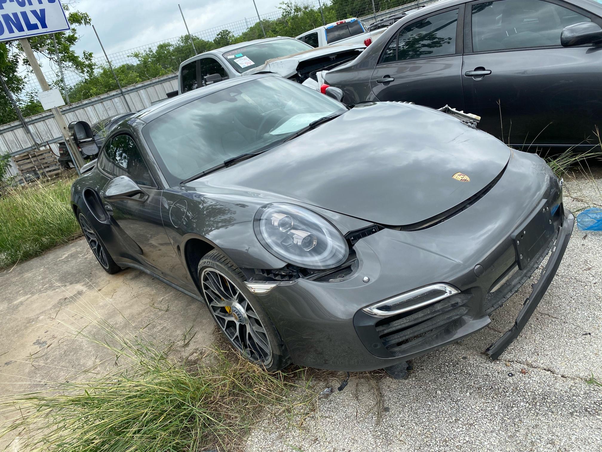 Porsche 911 turbo (2015)