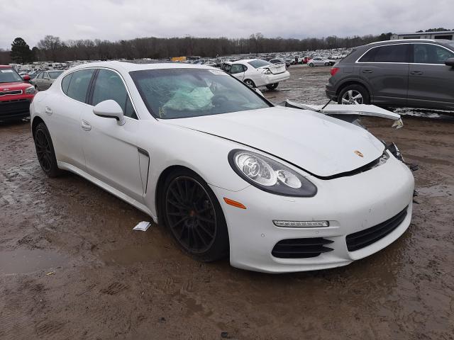Porsche Panamera s (2015)