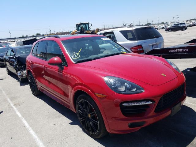Porsche Cayenne gt (2013)