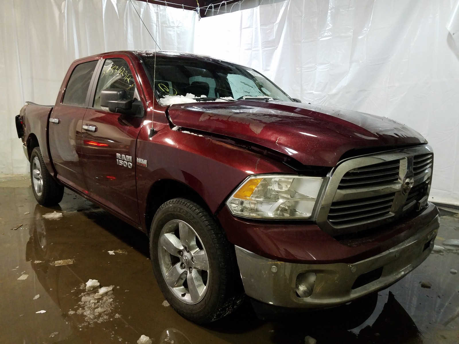 Ram 1500 slt (2018)