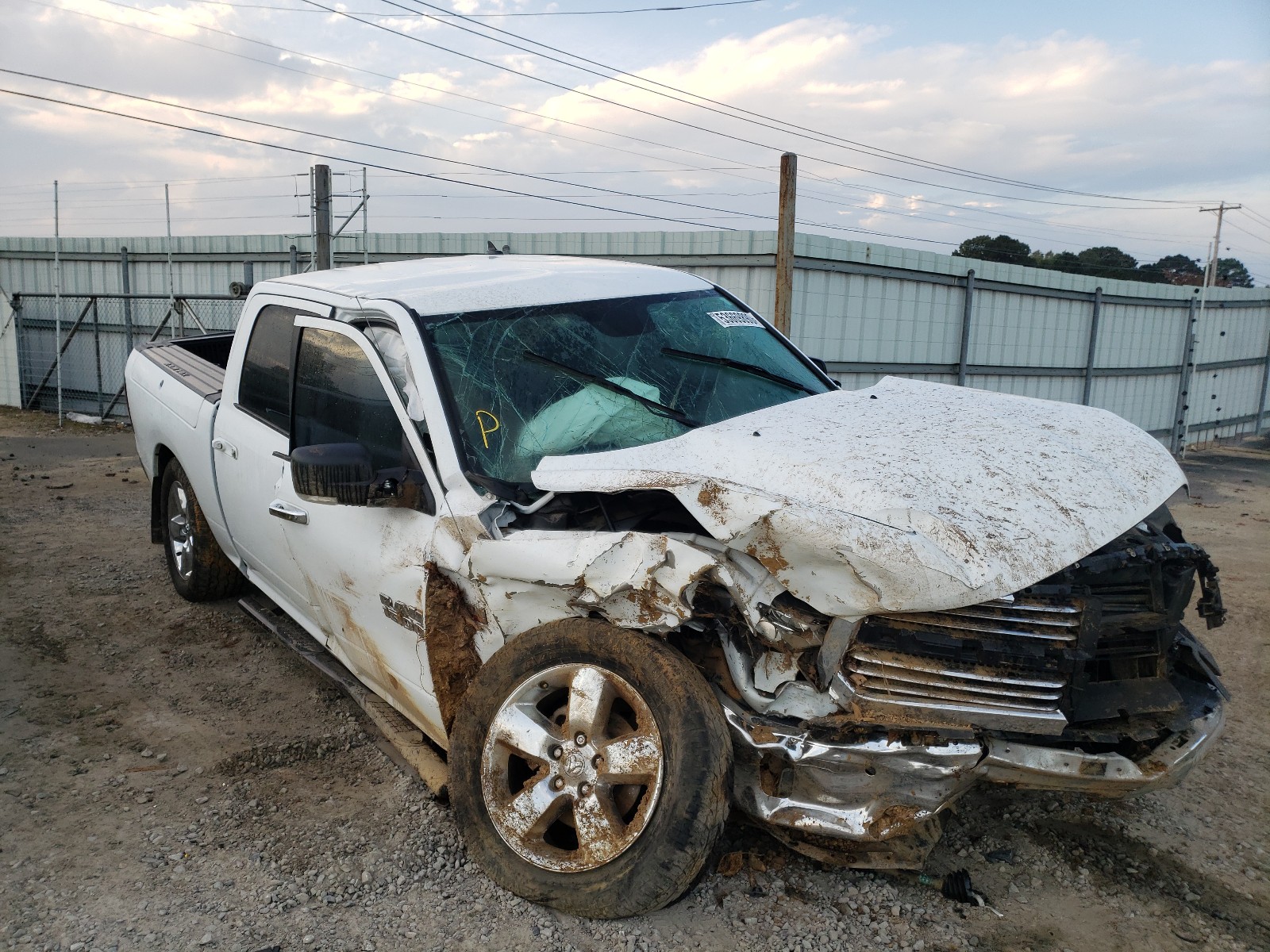 Ram 1500 slt (2018)