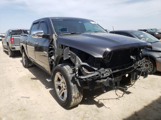 Ram 1500 slt (2017)