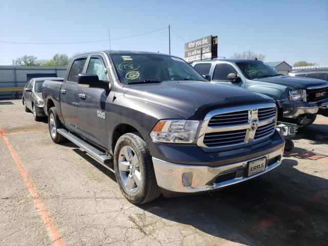 Ram 1500 slt (2017)