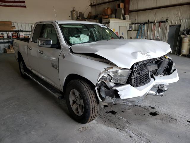 Ram 1500 slt (2017)