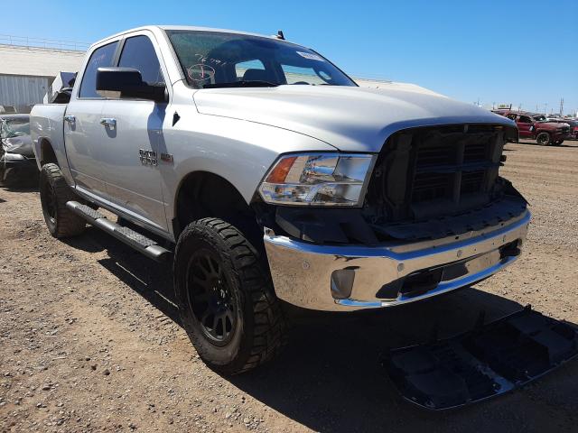 Ram 1500 slt (2017)