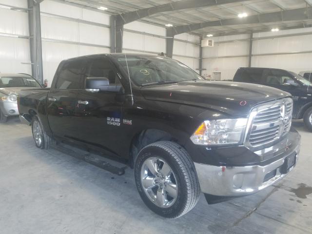 Ram 1500 slt (2017)